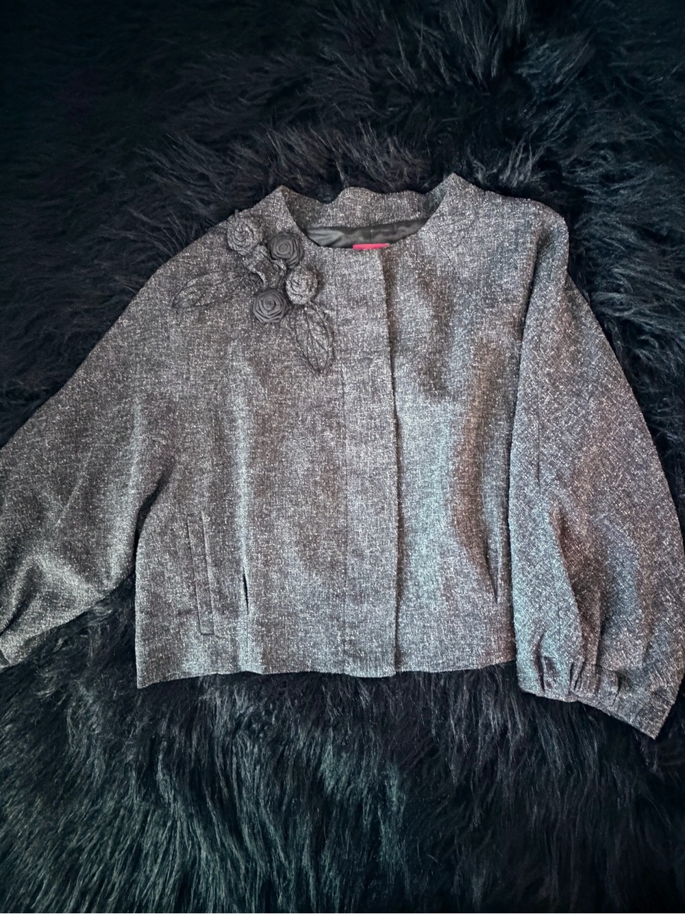 Elle Gray Tweed Cropped Blazer with Floral Appliqué